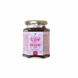 Organic Gulkand Prepared Using Damask Rose Along with Cardamon